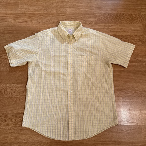 Brooks Brothers 346 Seersucker Shirt Men's Large Multicolor‎ Plaid Button Down - Picture 1 of 7